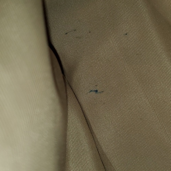 Coach purse Like new condition Fresh salmon color clean inside and out. … - Picture 4 of 12